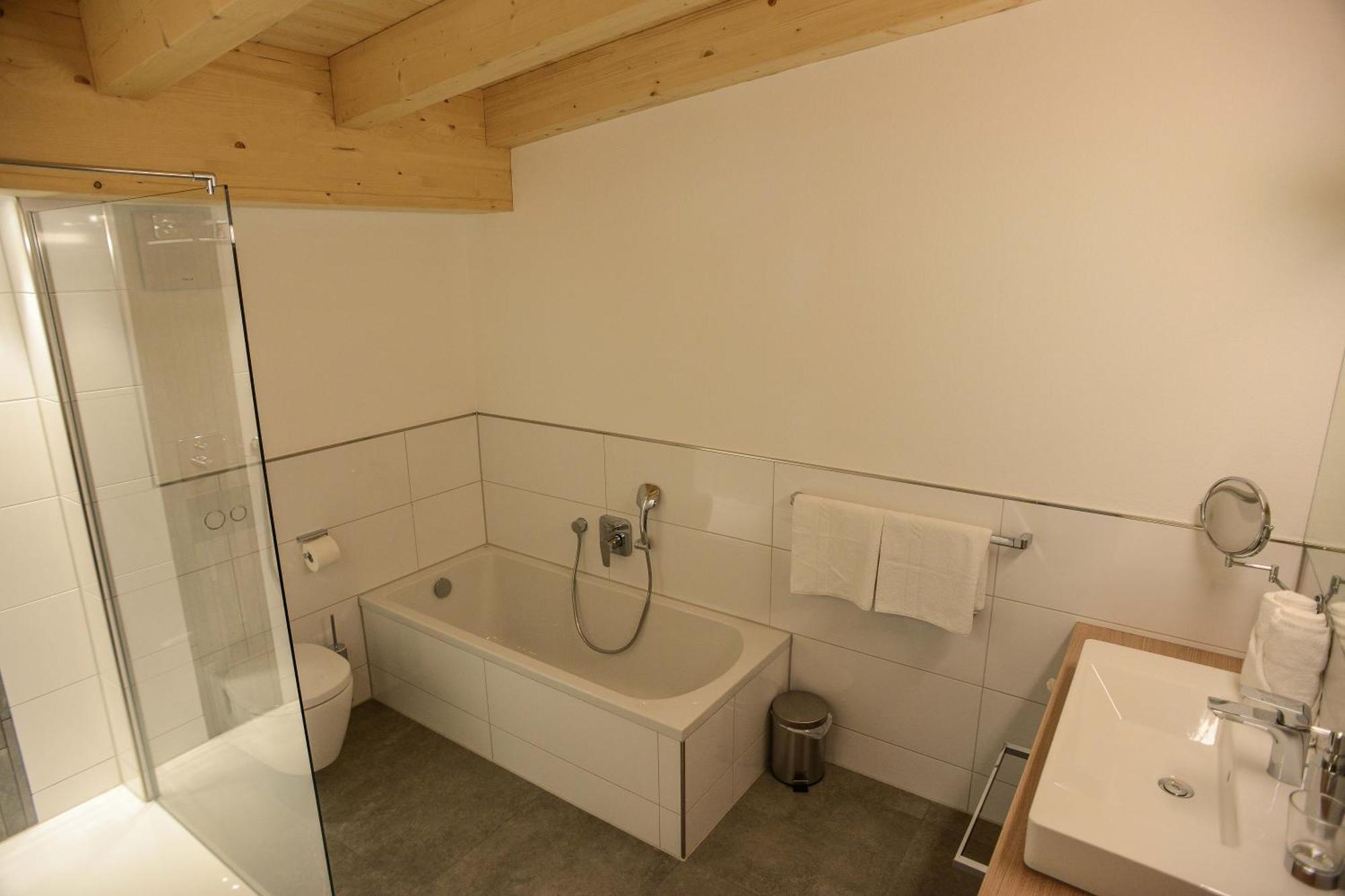 R Appartements Sommerbergbahnen Inklusive 坦海姆 客房 照片