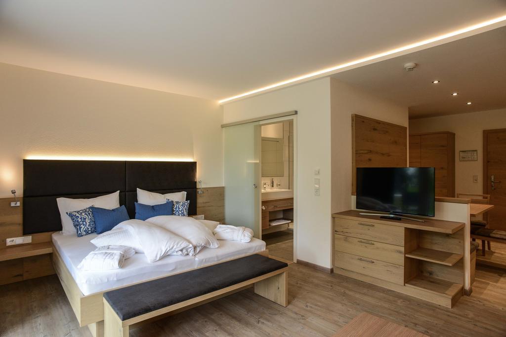 R Appartements Sommerbergbahnen Inklusive 坦海姆 客房 照片